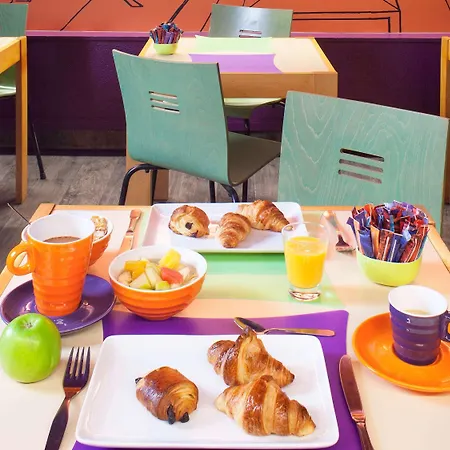 Ibis Styles Republique Le Marais ホテル パリ