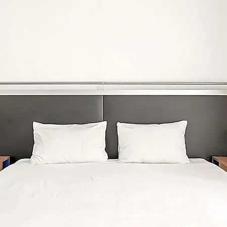 Hotel Ibis Styles Republique Le Marais