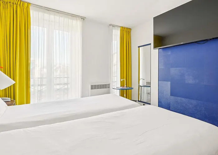 호텔 Ibis Styles Republique Le Marais 3*