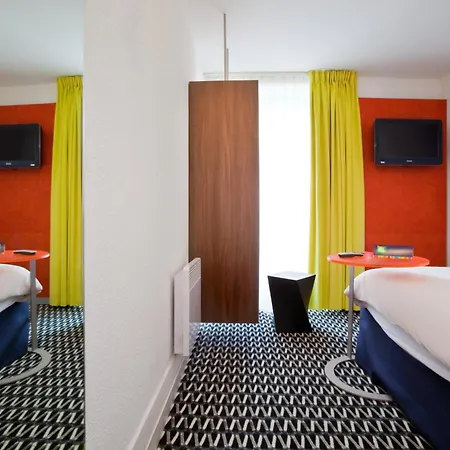 Ibis Styles République 3*
