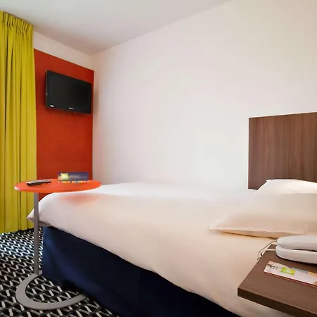 Ibis Styles République 3*